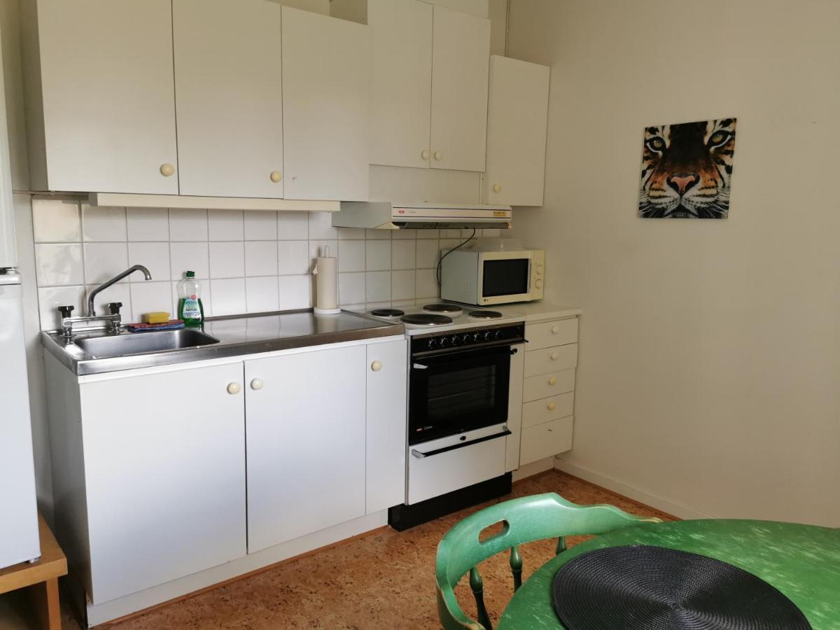 Gamla Skolan Rum & Oevernattning I Spjutstorp Apartment Exterior photo